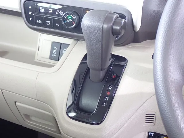 Ｎ　ＢＯＸ（ホンダ）の車両写真