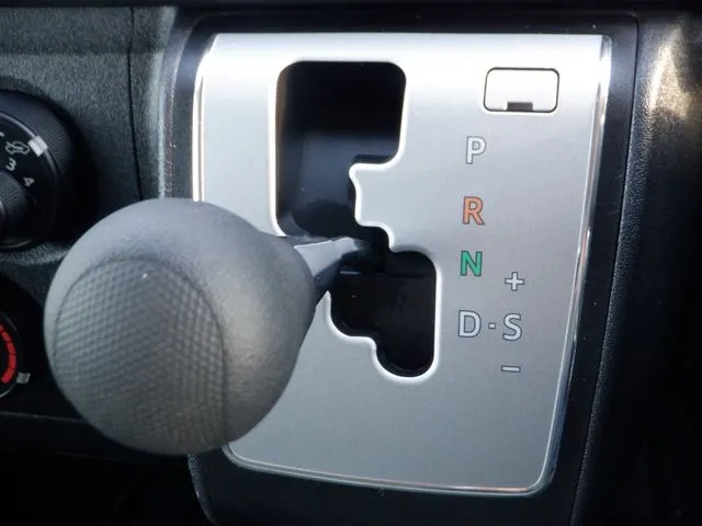 ハイエースバン　１．２５ｔ　２ＷＤ（トヨタ）の車両写真