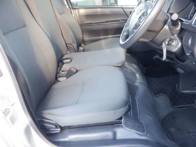 ハイエースバン　１．２５ｔ　２ＷＤ（トヨタ）の車両写真