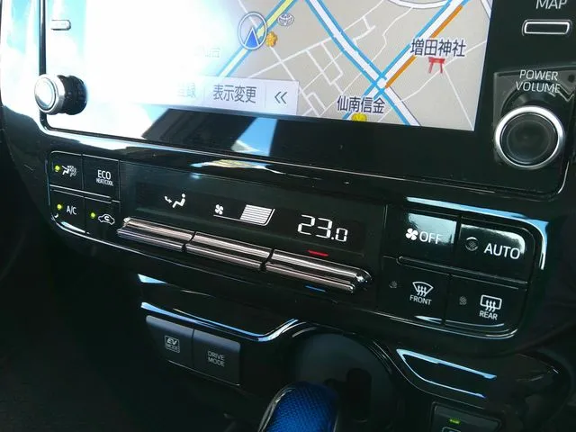 プリウス(トヨタ)の車両写真