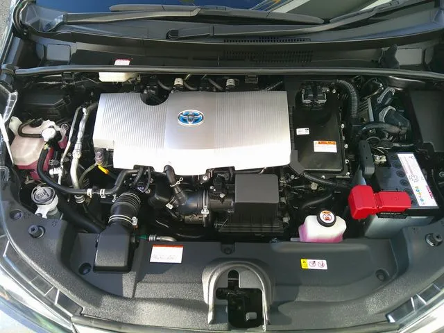 プリウス(トヨタ)の車両写真