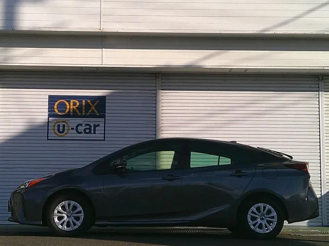 プリウス(トヨタ)の車両写真