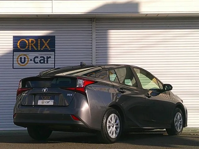 プリウス(トヨタ)の車両写真