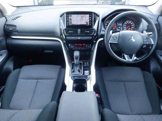 エクリプス クロス 2WD(ミツビシ)の車両写真