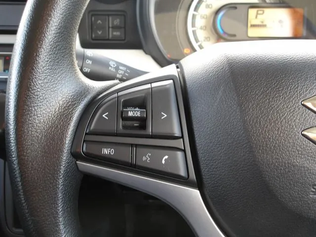 スペーシア(スズキ)の車両写真