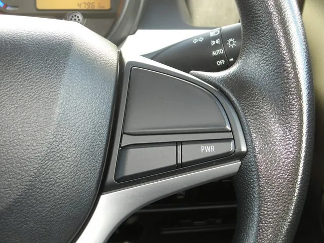 スペーシア(スズキ)の車両写真