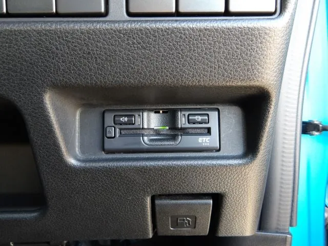 スペーシア(スズキ)の車両写真