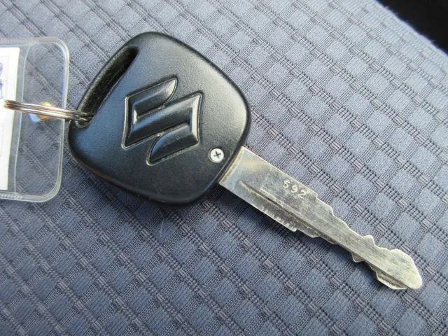 アルト　４ＷＤ（スズキ）の車両写真