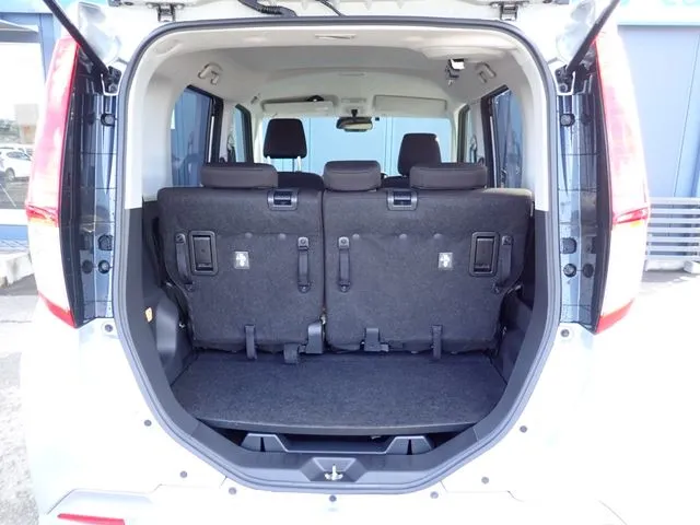 トール（ダイハツ）の車両写真