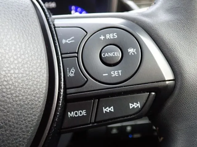 カローラ セダン ハイブリッド(トヨタ)の車両写真