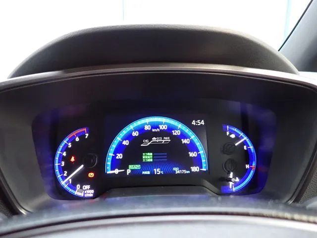 カローラ セダン ハイブリッド(トヨタ)の車両写真