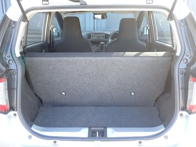 ミラ イース(ダイハツ)の車両写真