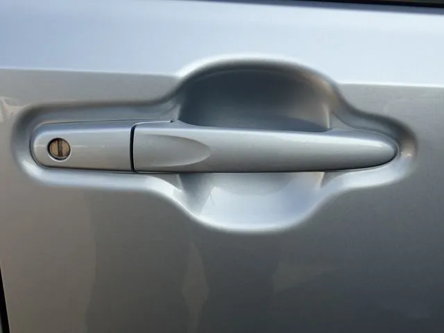 ミラ イース(ダイハツ)の車両写真