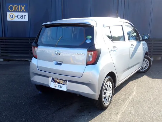 ミラ イース(ダイハツ)の車両写真