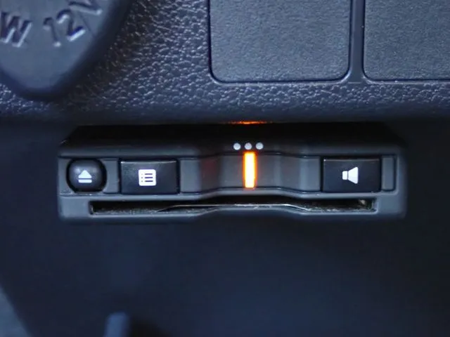 ミラ イース(ダイハツ)の車両写真