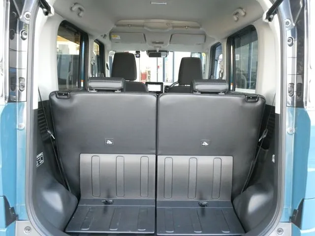 スペーシア　ギア（スズキ）の車両写真