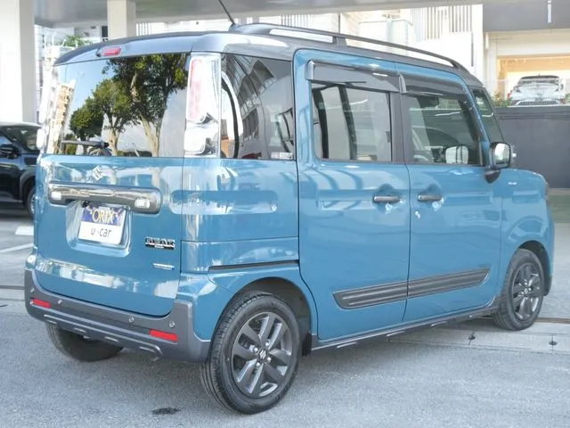 スペーシア　ギア（スズキ）の車両写真