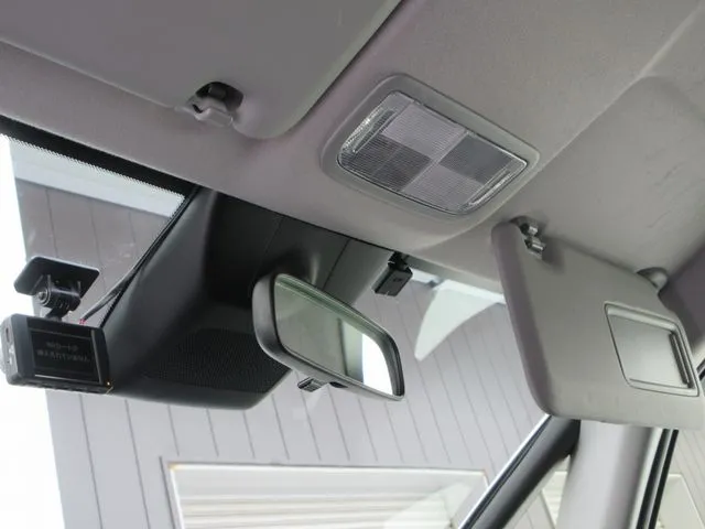 フィット e:HEV 4WD(ホンダ)の車両写真