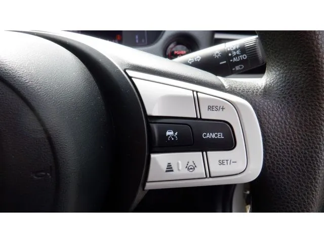 フィット　ｅ：ＨＥＶ（ホンダ）の車両写真