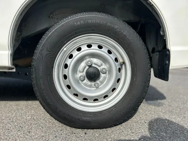 ハイゼットカーゴ（ダイハツ）の車両写真