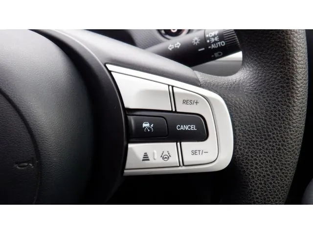 フィット　ｅ：ＨＥＶ（ホンダ）の車両写真