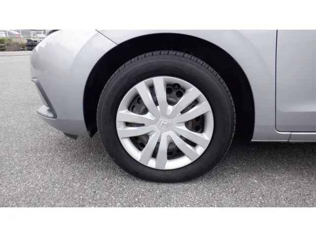 フィット　ｅ：ＨＥＶ（ホンダ）の車両写真