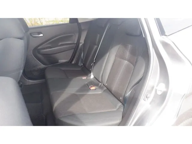 ノート（ニッサン）の車両写真