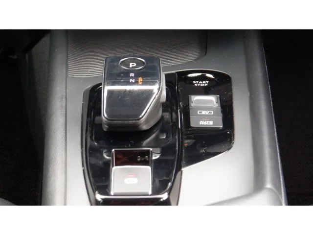 ノート（ニッサン）の車両写真