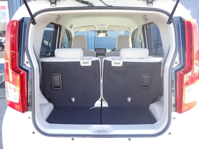 ムーヴ(ダイハツ)の車両写真