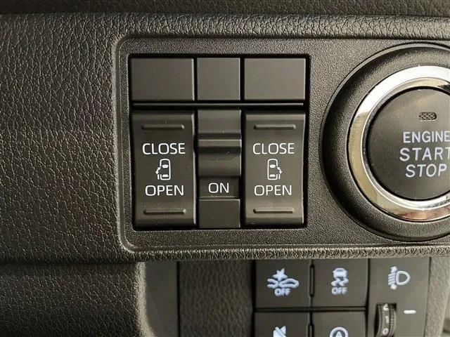 ムーヴ キャンバス(ダイハツ)の車両写真