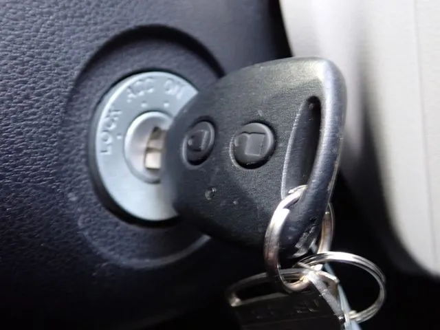 ミラ イース(ダイハツ)の車両写真