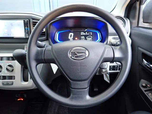 ミラ イース(ダイハツ)の車両写真