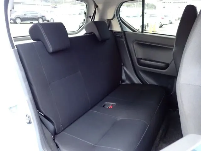 ミラ イース(ダイハツ)の車両写真