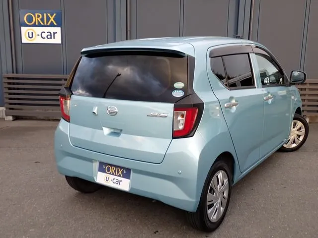 ミラ イース(ダイハツ)の車両写真