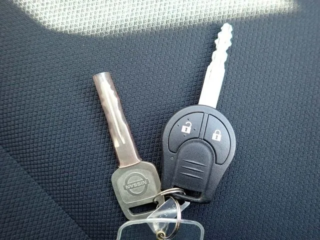 ノート(ニッサン)の車両写真