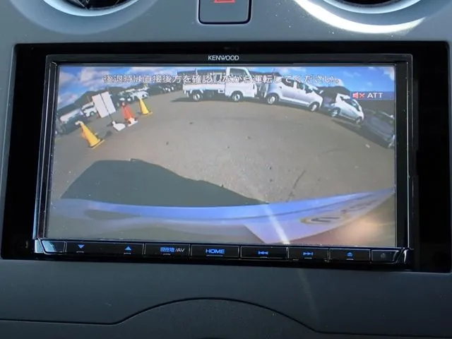 ノート(ニッサン)の車両写真