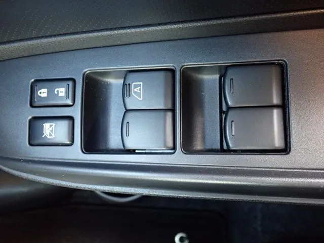 ノート(ニッサン)の車両写真