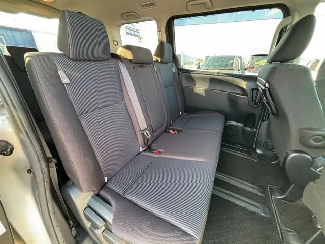 ノア（トヨタ）の車両写真