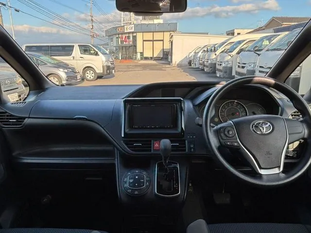 ノア（トヨタ）の車両写真