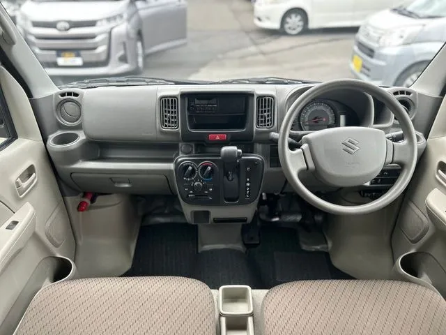 エブリイバン(スズキ)の車両写真