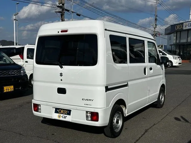 エブリイバン(スズキ)の車両写真