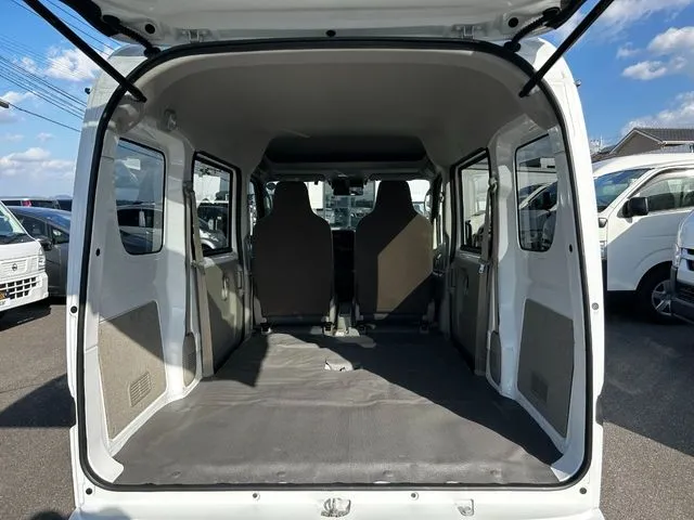 エブリイバン(スズキ)の車両写真