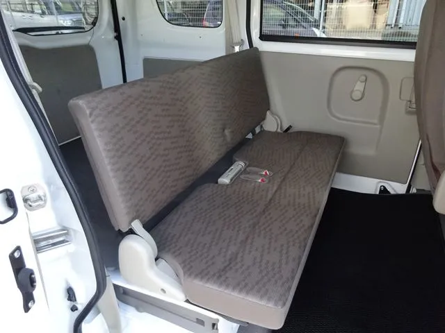 ＮＶ１００クリッパー（ニッサン）の車両写真