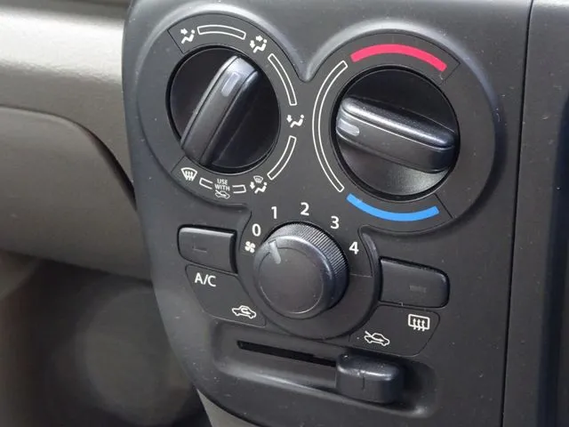 ＮＶ１００クリッパー（ニッサン）の車両写真