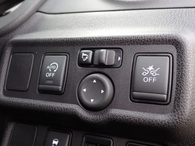 ノート（ニッサン）の車両写真