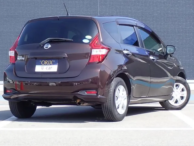 ノート（ニッサン）の車両写真