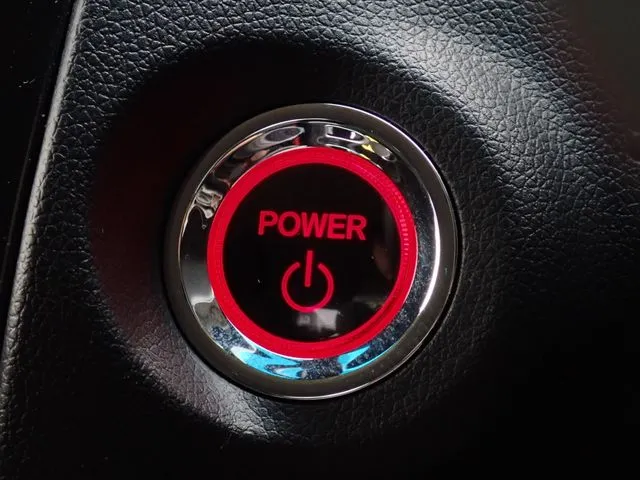 シャトル　ハイブリッド（ホンダ）の車両写真