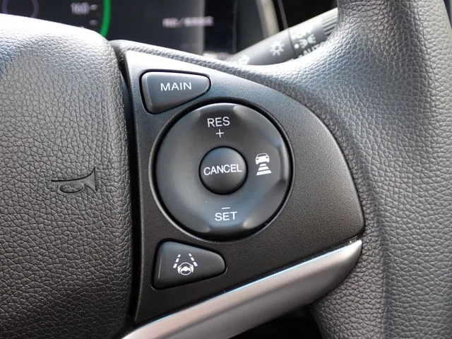 シャトル　ハイブリッド（ホンダ）の車両写真