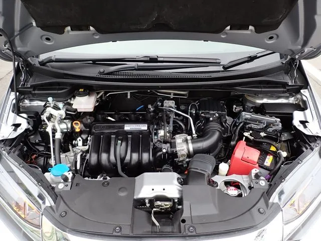 シャトル　ハイブリッド（ホンダ）の車両写真