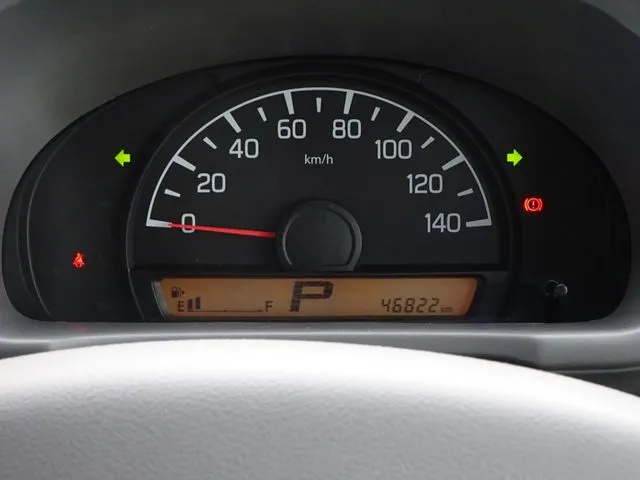 エブリイバン（スズキ）の車両写真